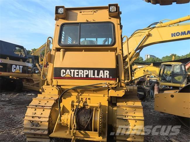 CAT D 6 D Buldožeri guseničari