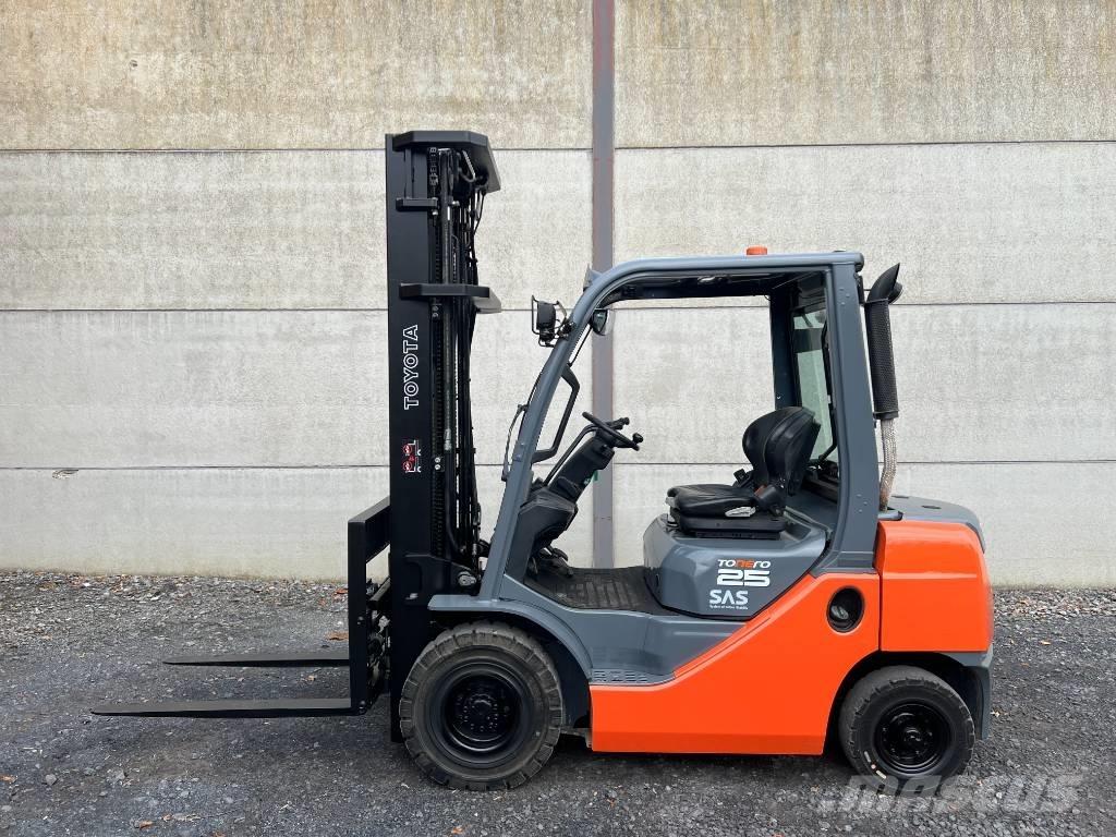 Toyota 02-8 FDF 25 Dizelski viljuškari