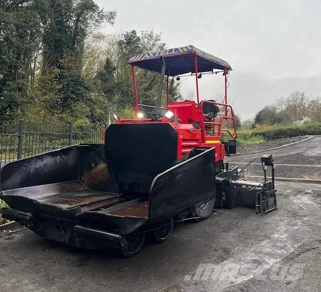 Marini MF 331 Asfaltni finišeri