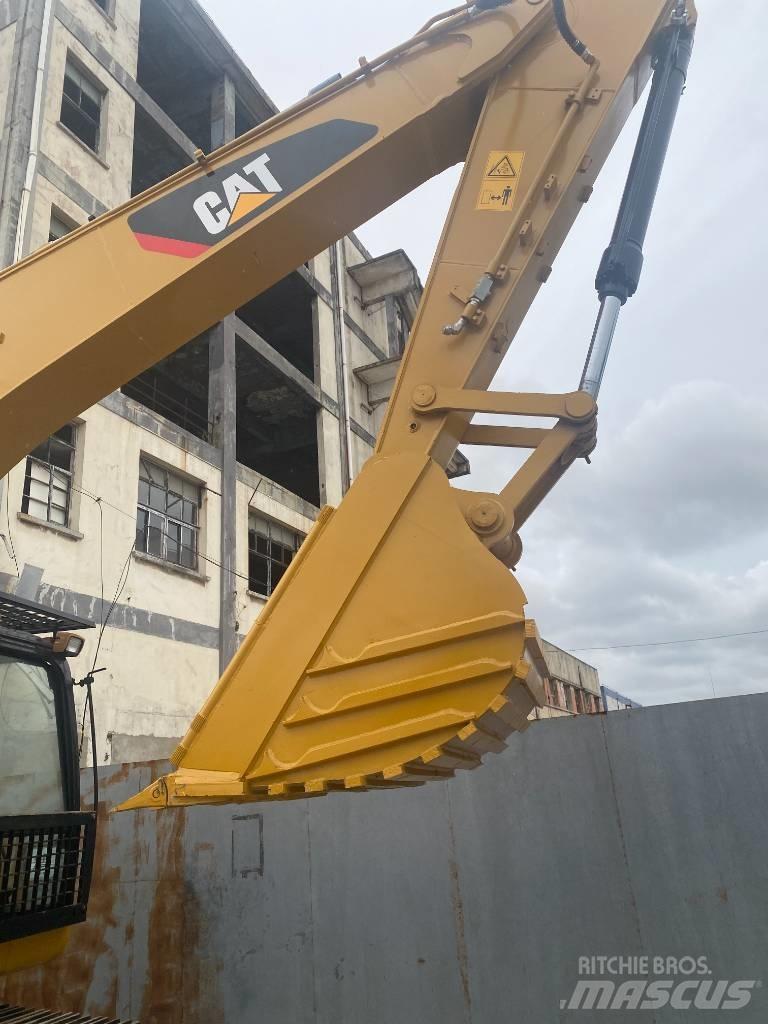CAT 320 D Bageri guseničari