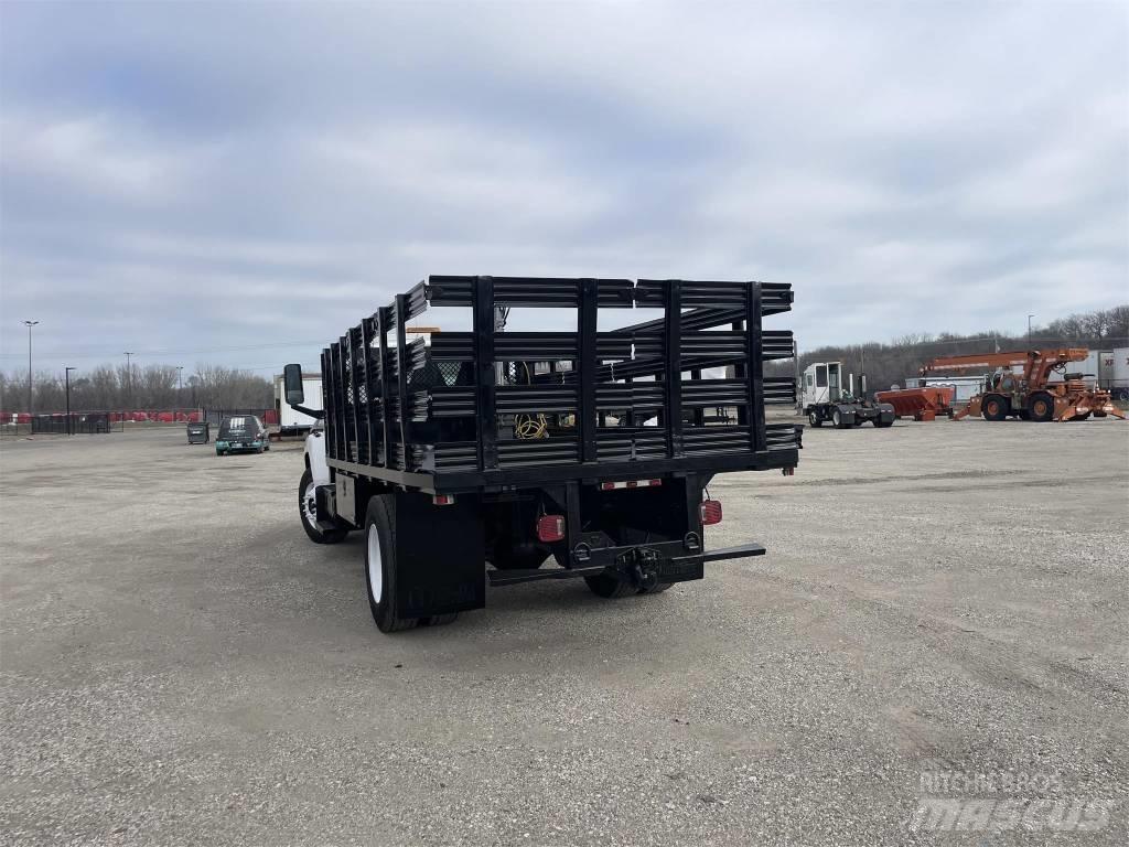 GMC T 7500 Kamioni sa kranom