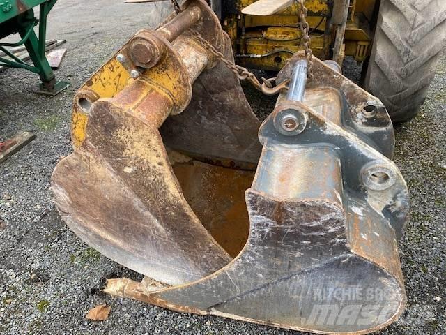 Liebherr R 904 C Bageri guseničari