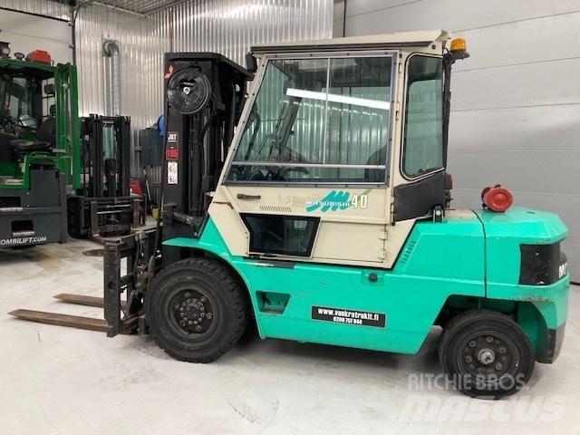 Mitsubishi FD40 Dizelski viljuškari