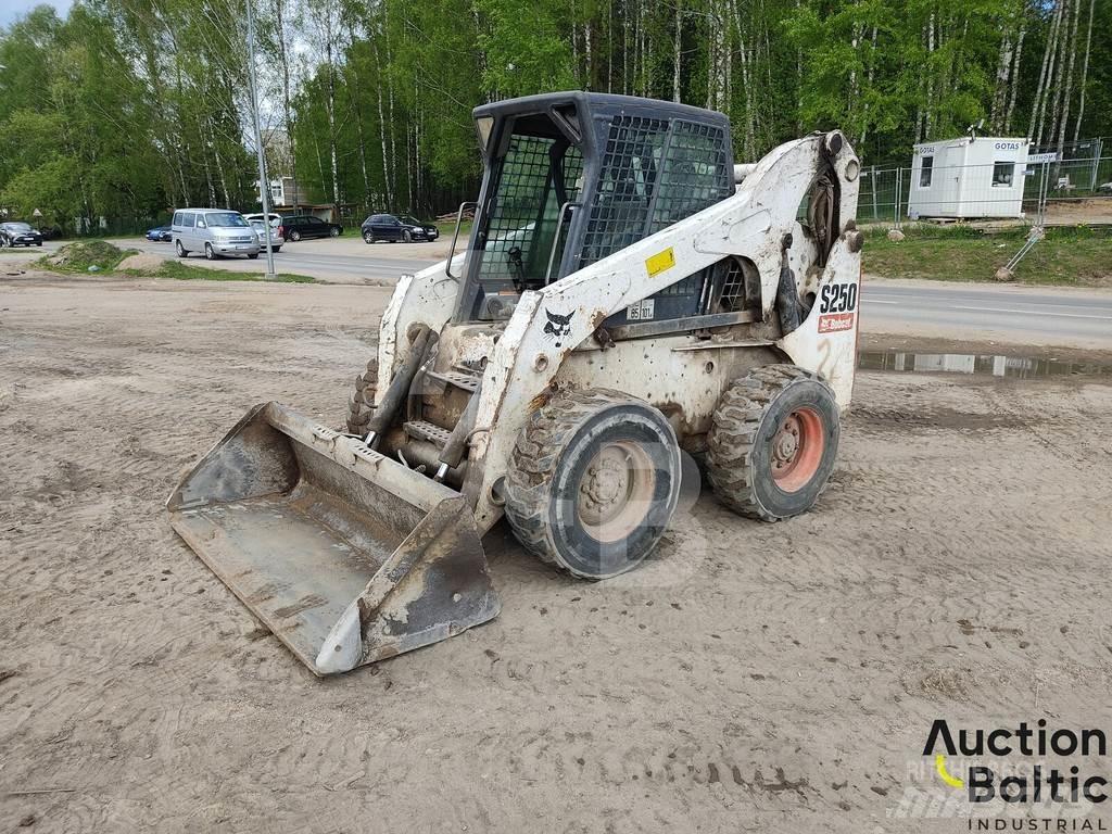 Bobcat S 250 Skid steer mini utovarivači