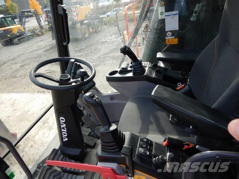 Volvo EW 220 E Bageri točkaši