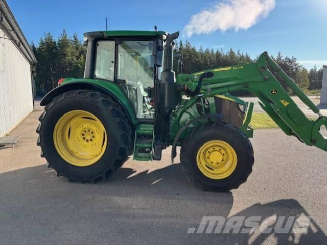 John Deere 6120 M Traktori