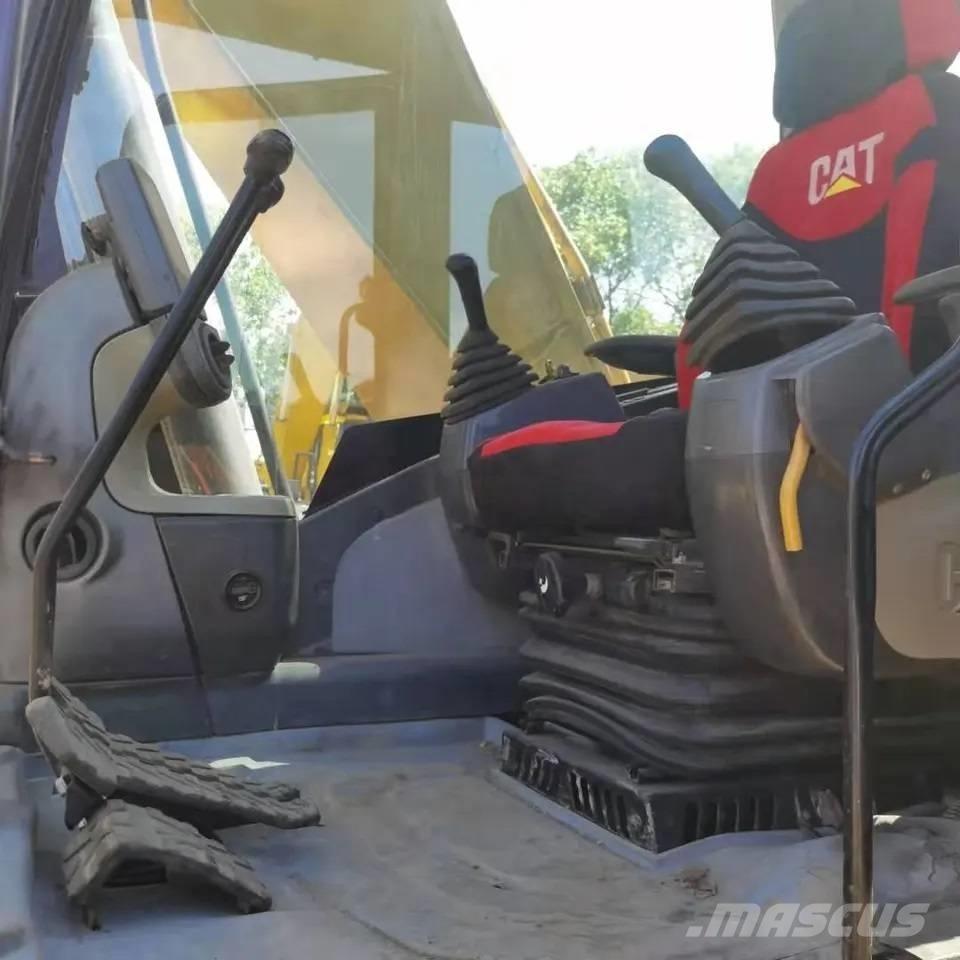 CAT 320 D L Midi bageri 7t – 12t