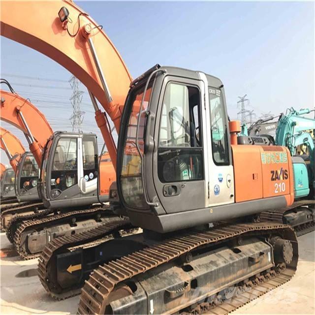 Hitachi zx210 Bageri guseničari