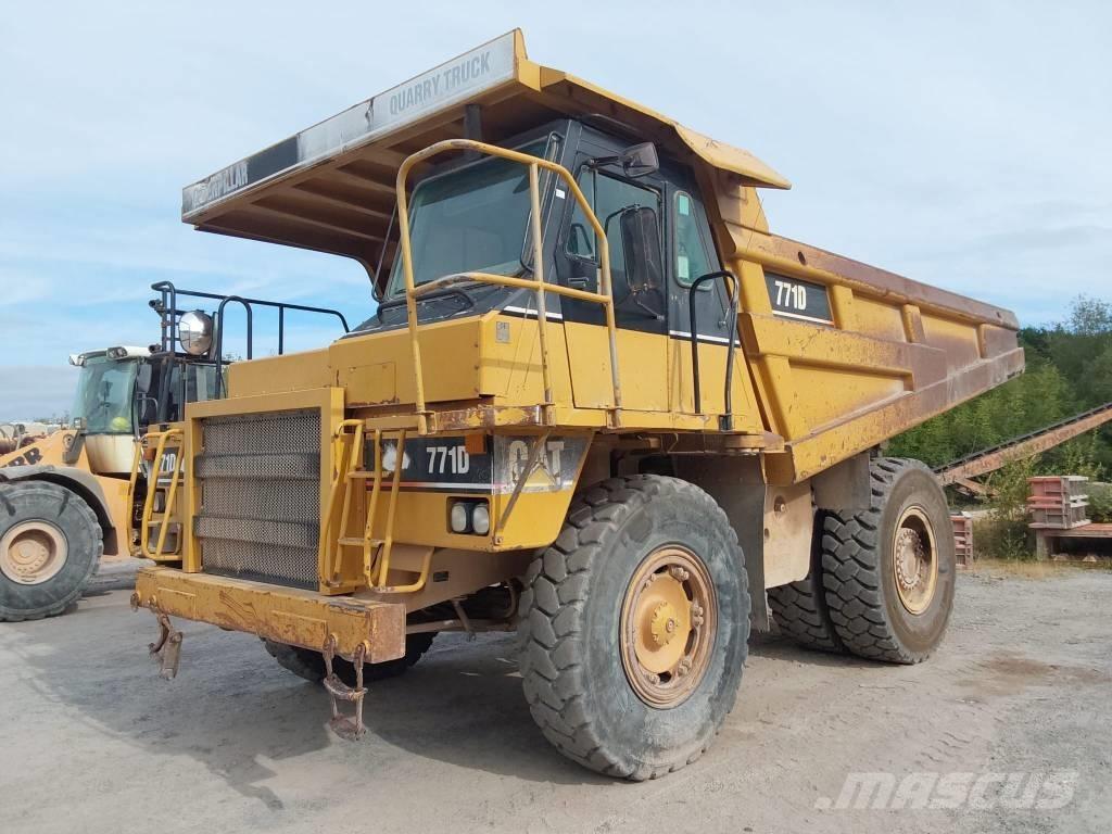 CAT 771 D Kruti damperi