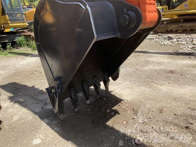 Doosan DX 225 LC Bageri guseničari