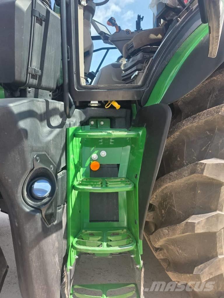 John Deere 6R 230 Traktori