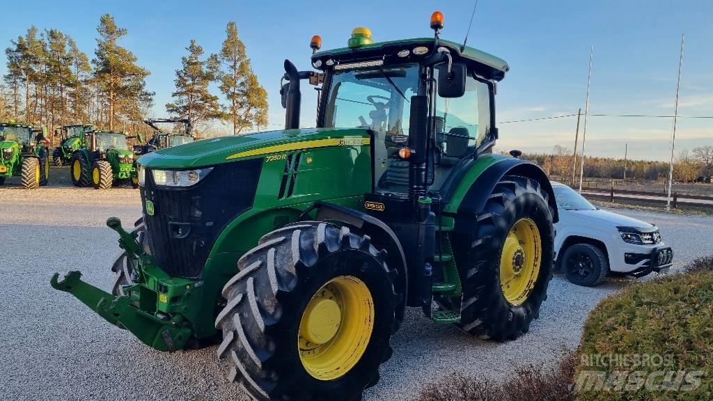John Deere 7250R Traktori