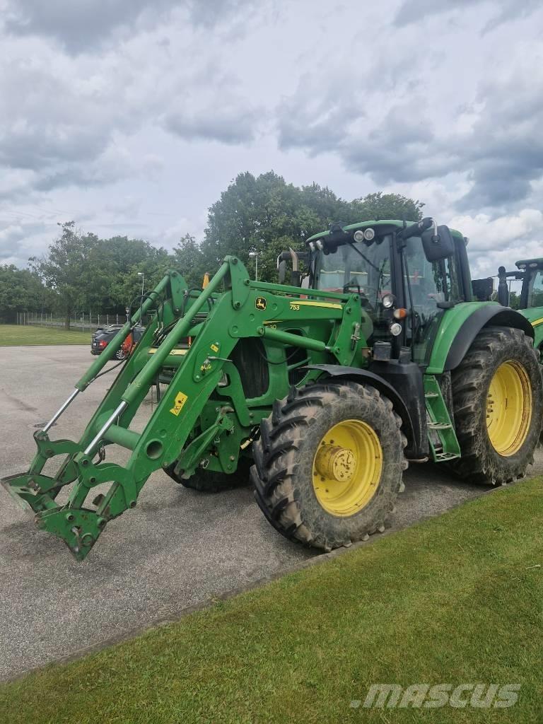 John Deere 7530 Traktori