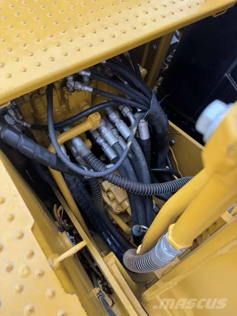 CAT 312 Bageri guseničari