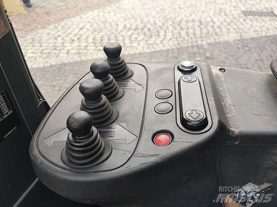 Linde R14X-03 Viljuškari sa pomičnim stupom
