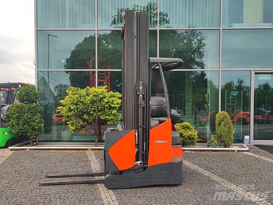 Linde R14X-03 Viljuškari sa pomičnim stupom