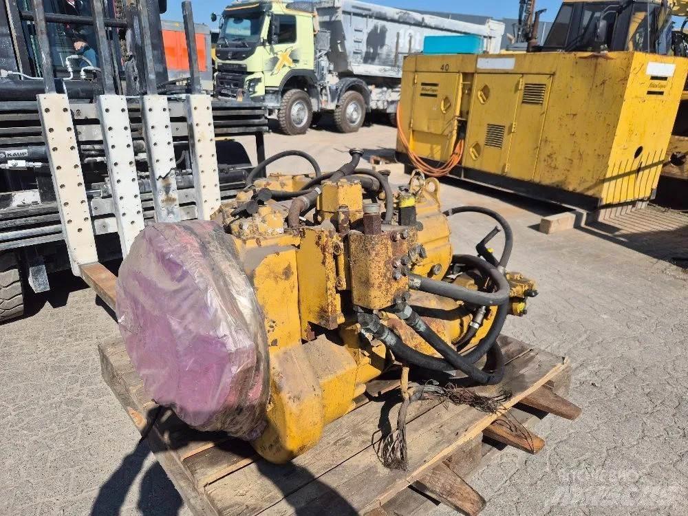 CAT 966G Menjači