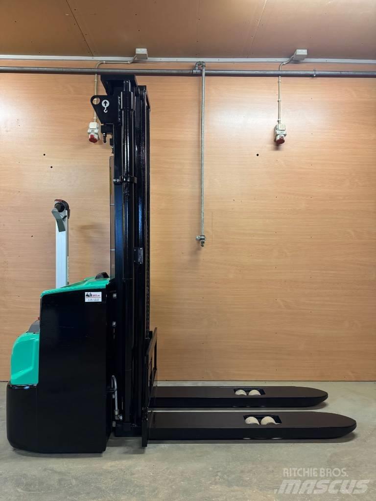 Mitsubishi SBP 12 N2 Ručni električni viljuškar