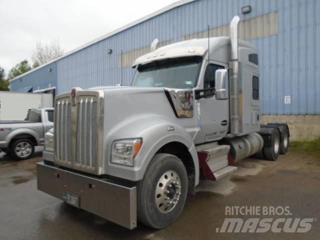 Kenworth W 990 Tegljači