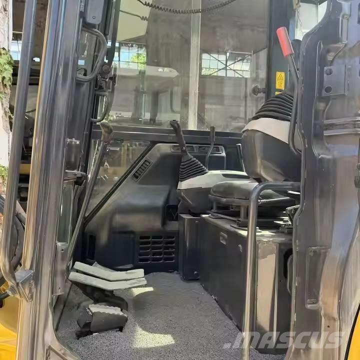 Komatsu PC55MR Mini bageri < 7t