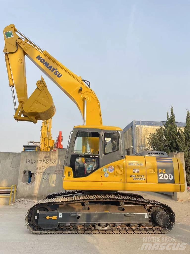 Komatsu PC 200-7 Bageri guseničari