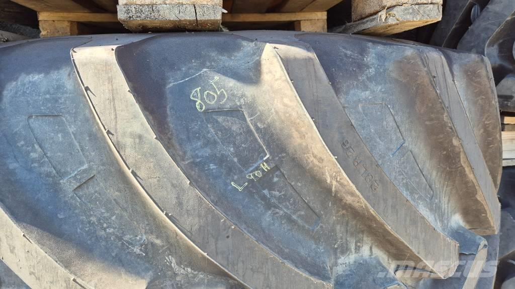 Tianli 750/65R26 Gume, točkovi i felne