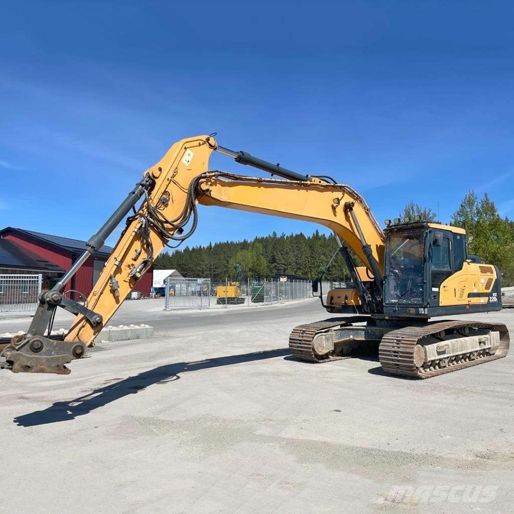 Hyundai HX220L Bageri guseničari