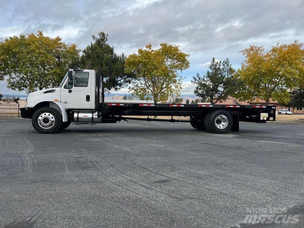 International 4300 Kamioni sa otvorenim sandukom
