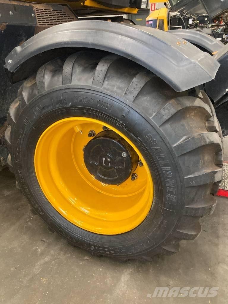JCB Hydradig HD110W Bageri točkaši