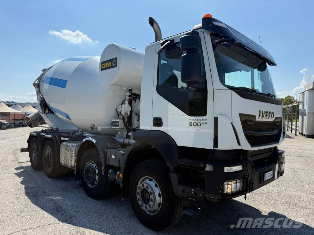 Iveco Trakker 500 Kamioni mešalice za beton