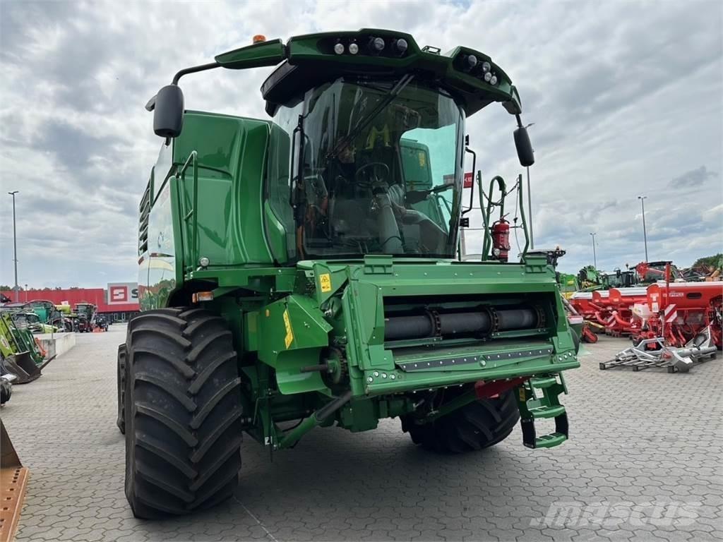 John Deere T 670 i Kombajni