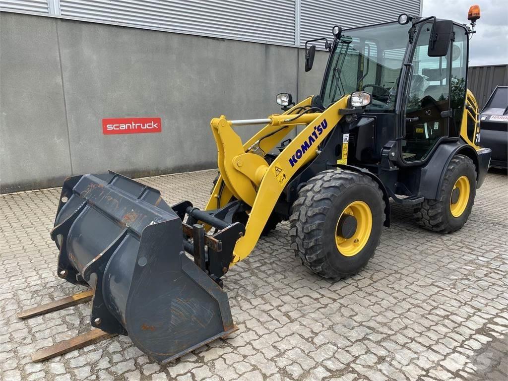 Komatsu WA70M-8EO Višenamenski utovarivači