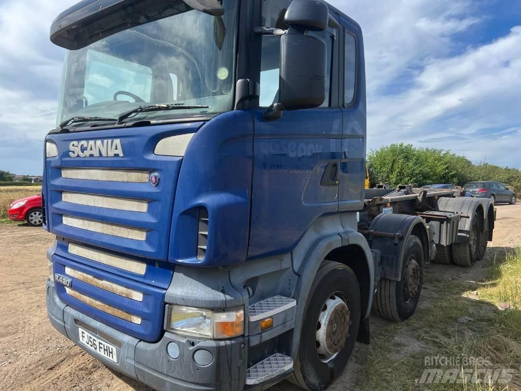Scania R420 Rol kiper kamioni sa kukom za podizanje tereta