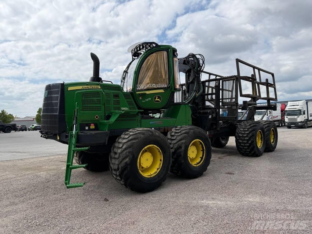 John Deere 1910G Forvarderi