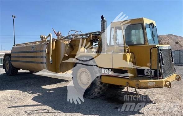 CAT 613C Kamioni za vodu
