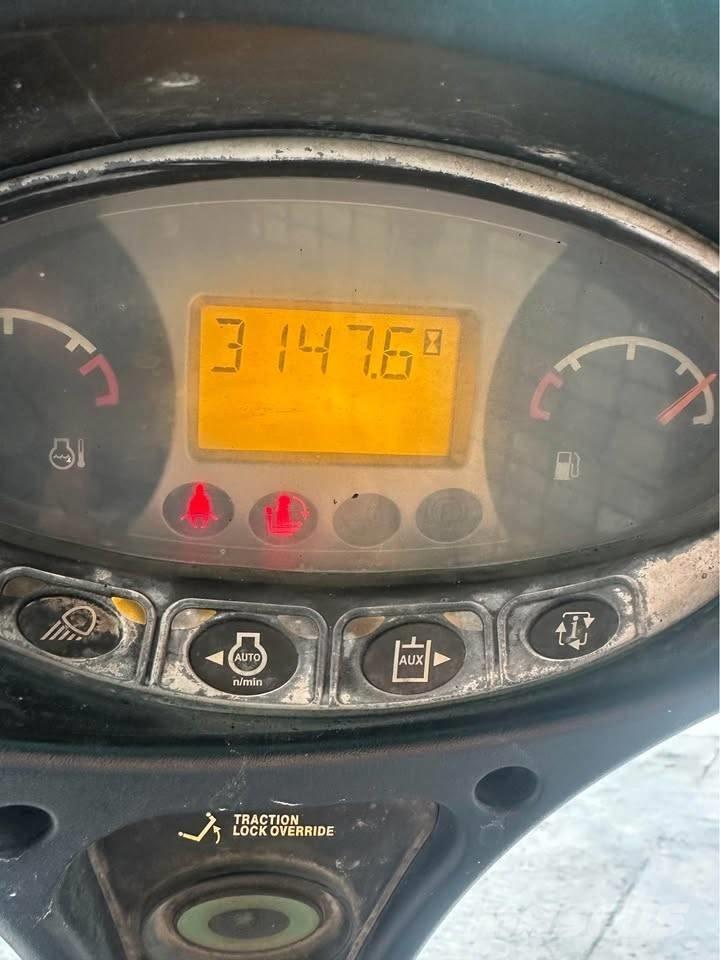 Bobcat T 590 Skid steer mini utovarivači