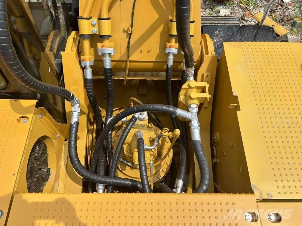 CAT 330DL Bageri guseničari