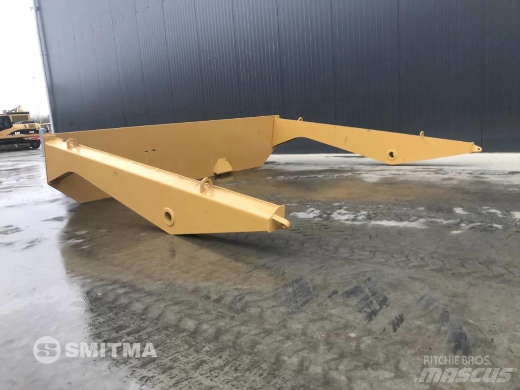 CAT 735- B1N Tailgates