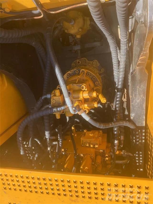 Sany SY215C Bageri guseničari