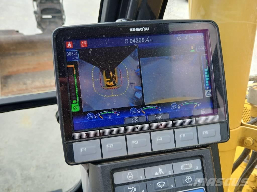 Komatsu PC 138 US-11 Bageri guseničari