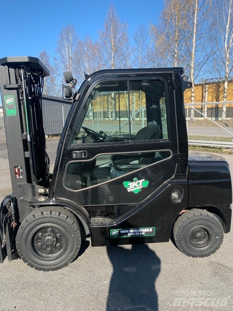 Toyota 02-8 FDF 30 Dizelski viljuškari