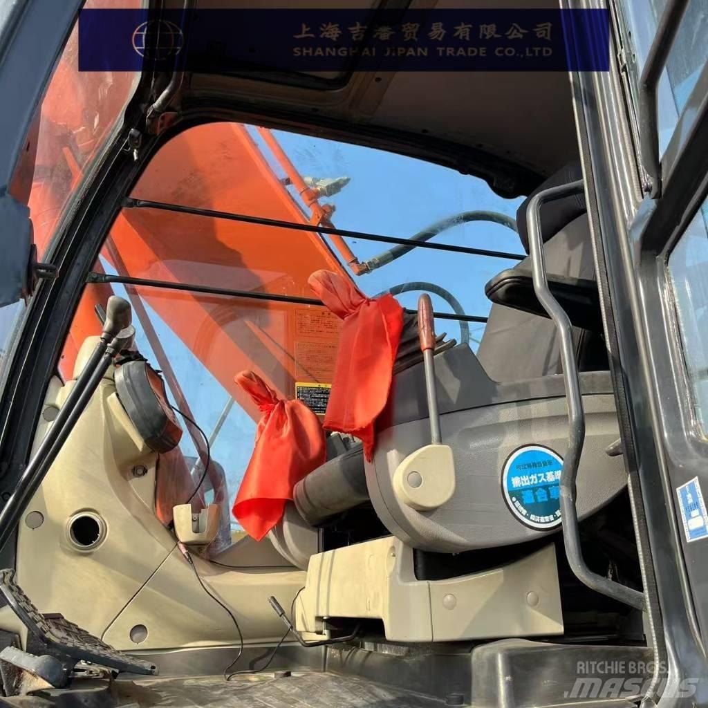 Hitachi ZX 240 Bageri guseničari