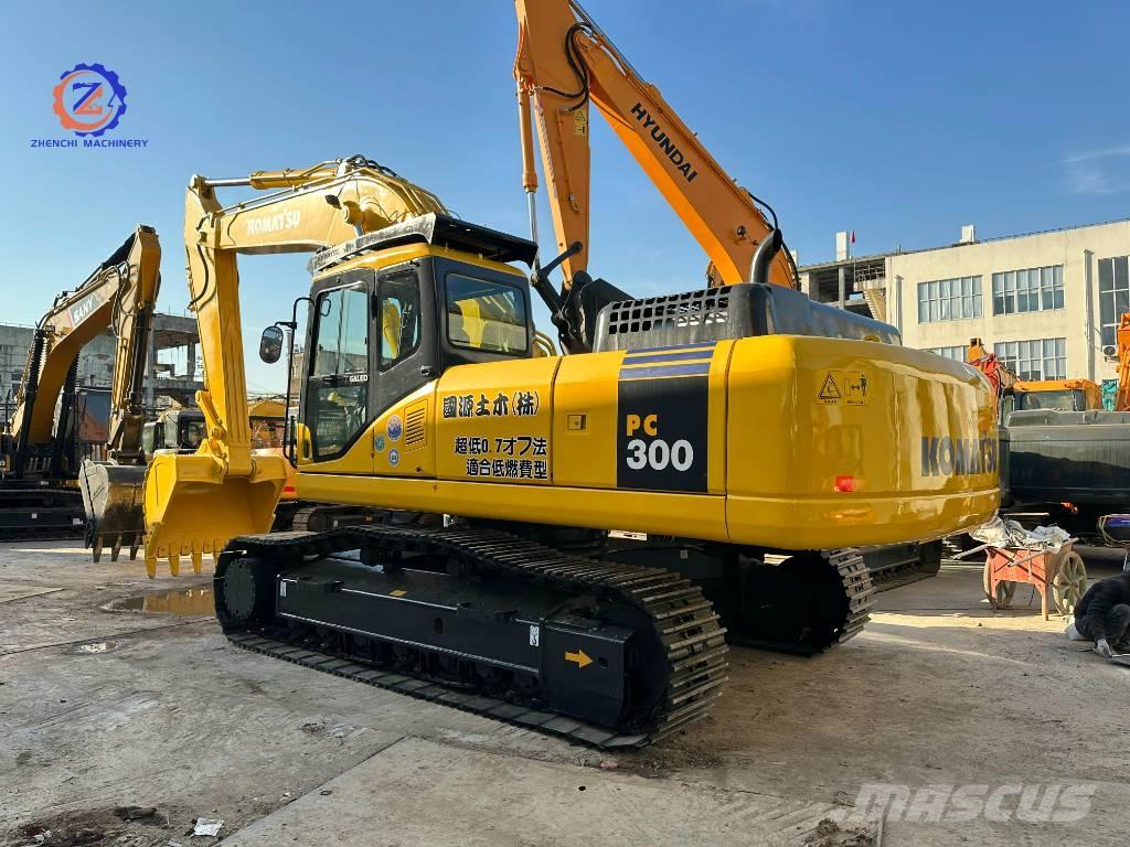 Komatsu PC 300 Bageri guseničari