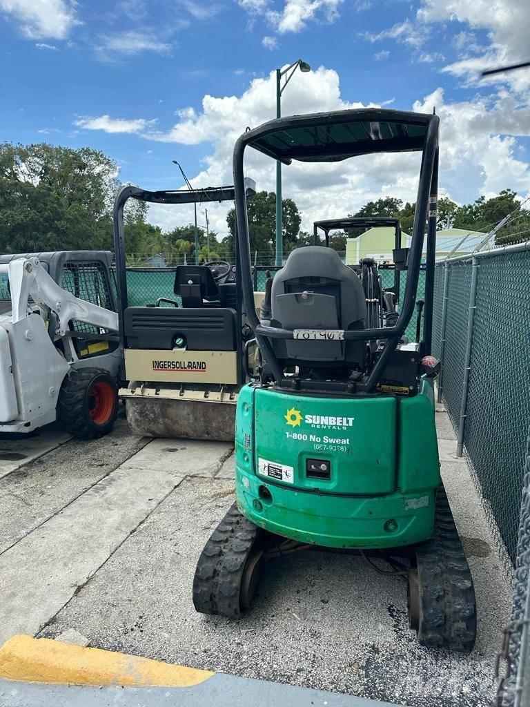 John Deere 17G Mini bageri < 7t