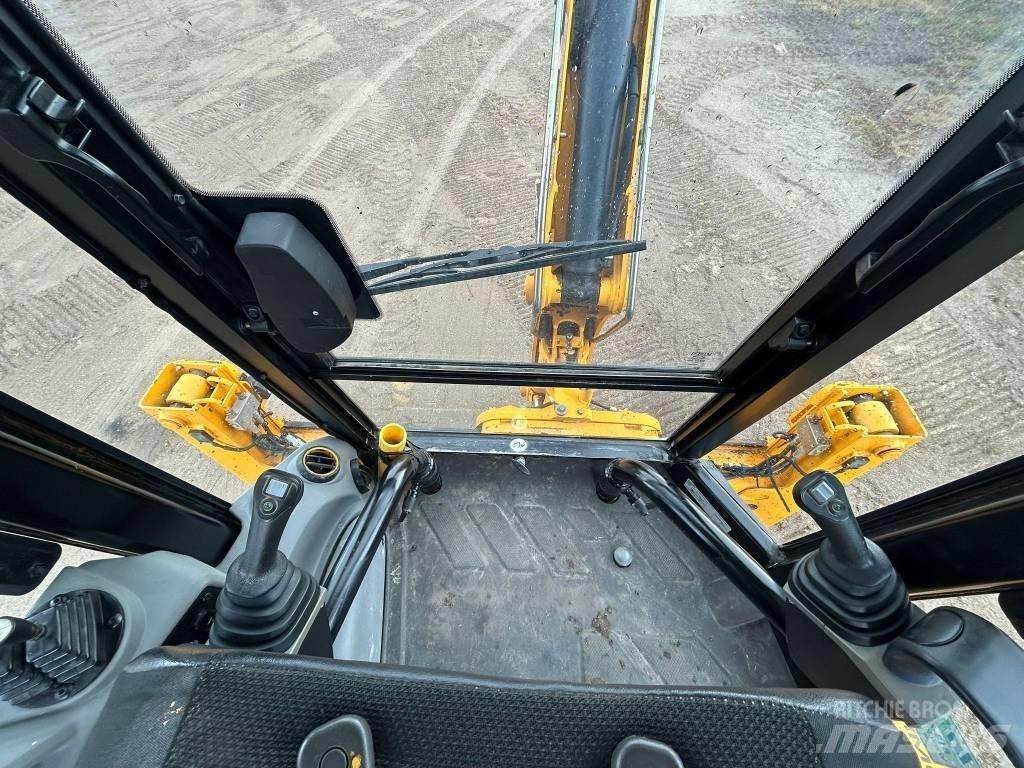 JCB 3 CX Rovokopači