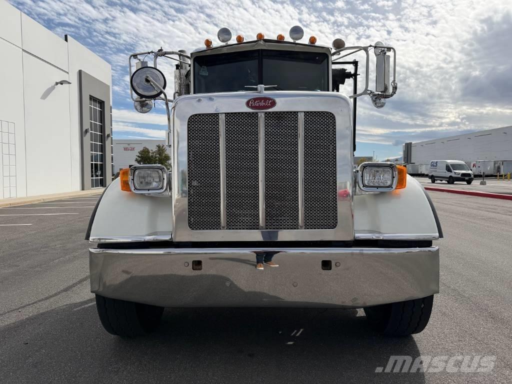 Peterbilt 365 Kamioni za podizanje kablova