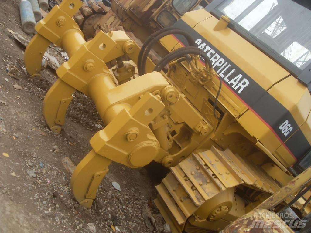 CAT D 6 G Buldožeri guseničari