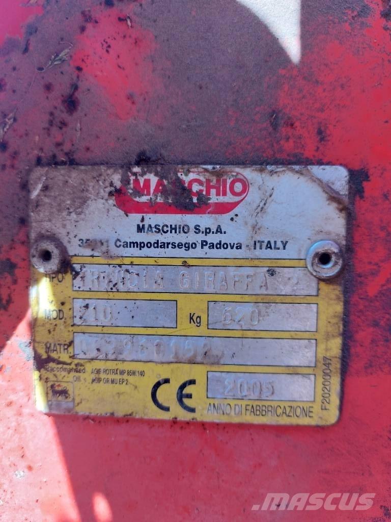 Maschio Giraffa 210 Kosilice za livade