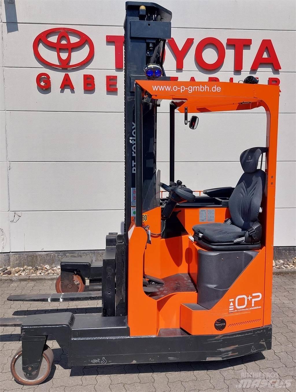 Toyota FRE270 Viljuškari sa 4-stranskim dohvatom