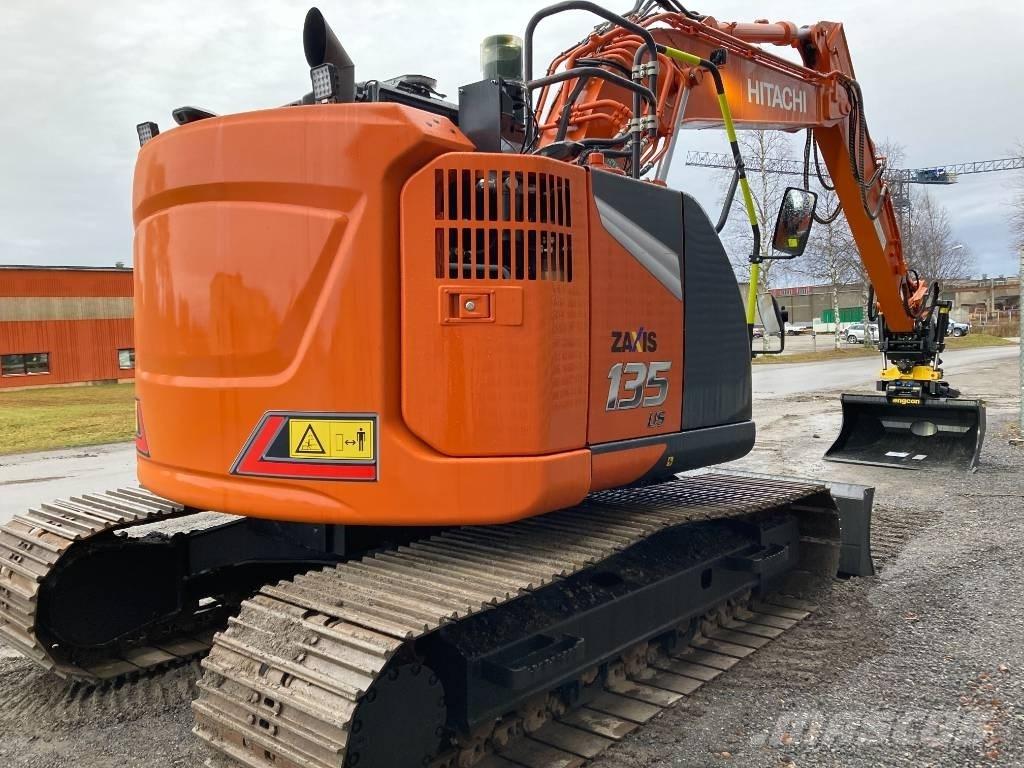 Hitachi ZX 135 US-7 Bageri guseničari